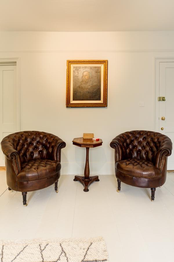 Stunning Seaside Georgian Townhouse With Sea Views Hastings Exterior photo