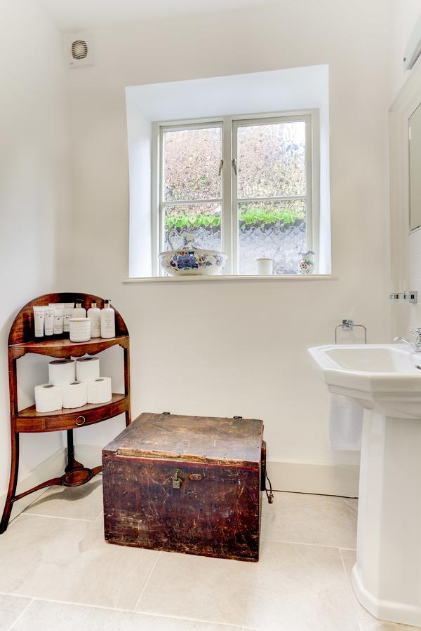 Stunning Seaside Georgian Townhouse With Sea Views Hastings Exterior photo