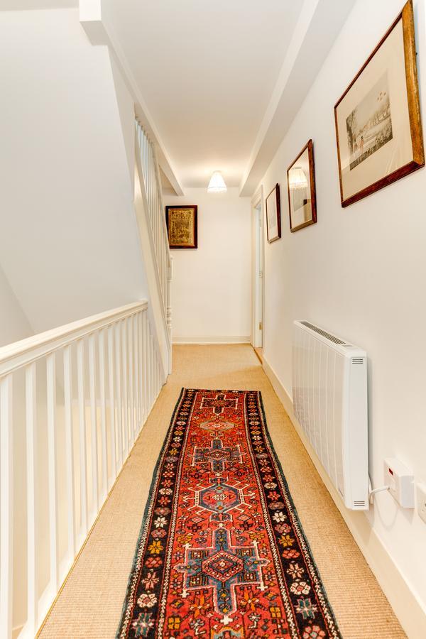 Stunning Seaside Georgian Townhouse With Sea Views Hastings Exterior photo