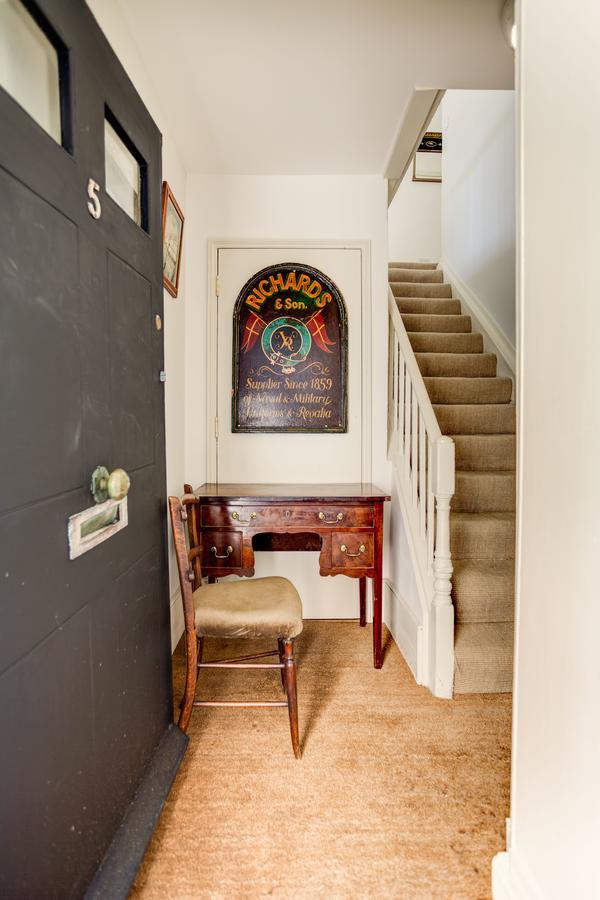 Stunning Seaside Georgian Townhouse With Sea Views Hastings Exterior photo
